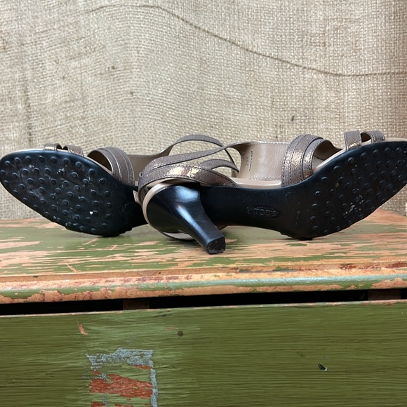 Tod’s Leather Sandals - Picture 8 of 8